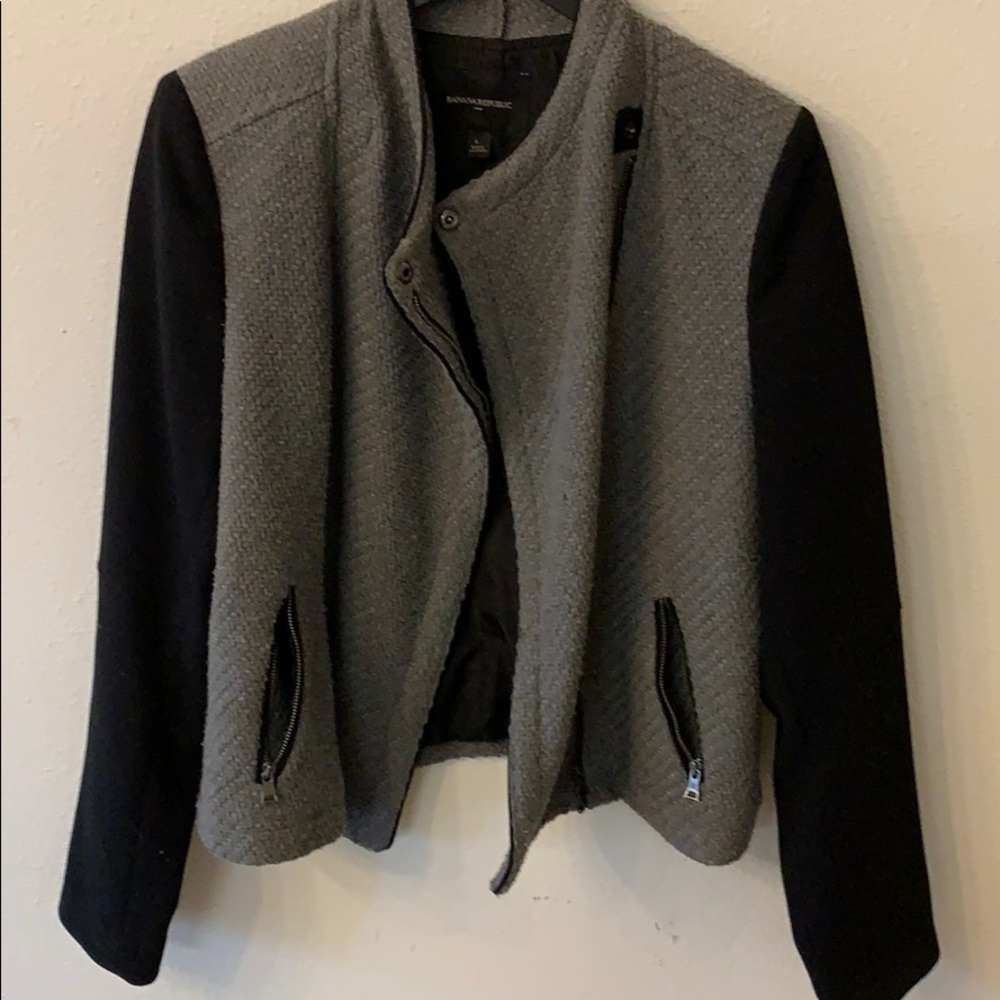 Banana Republic gray and black jacket